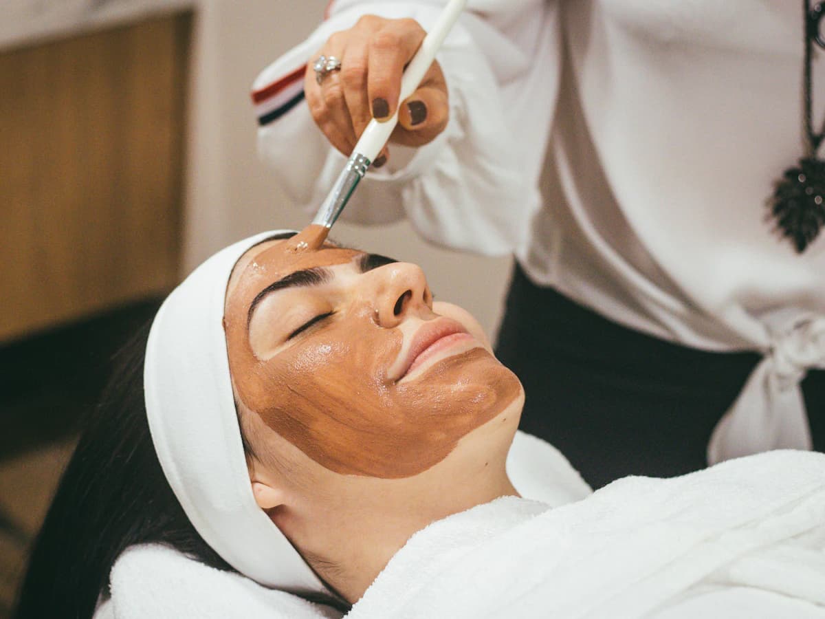 Soin esthétique du visage réalisé en institut